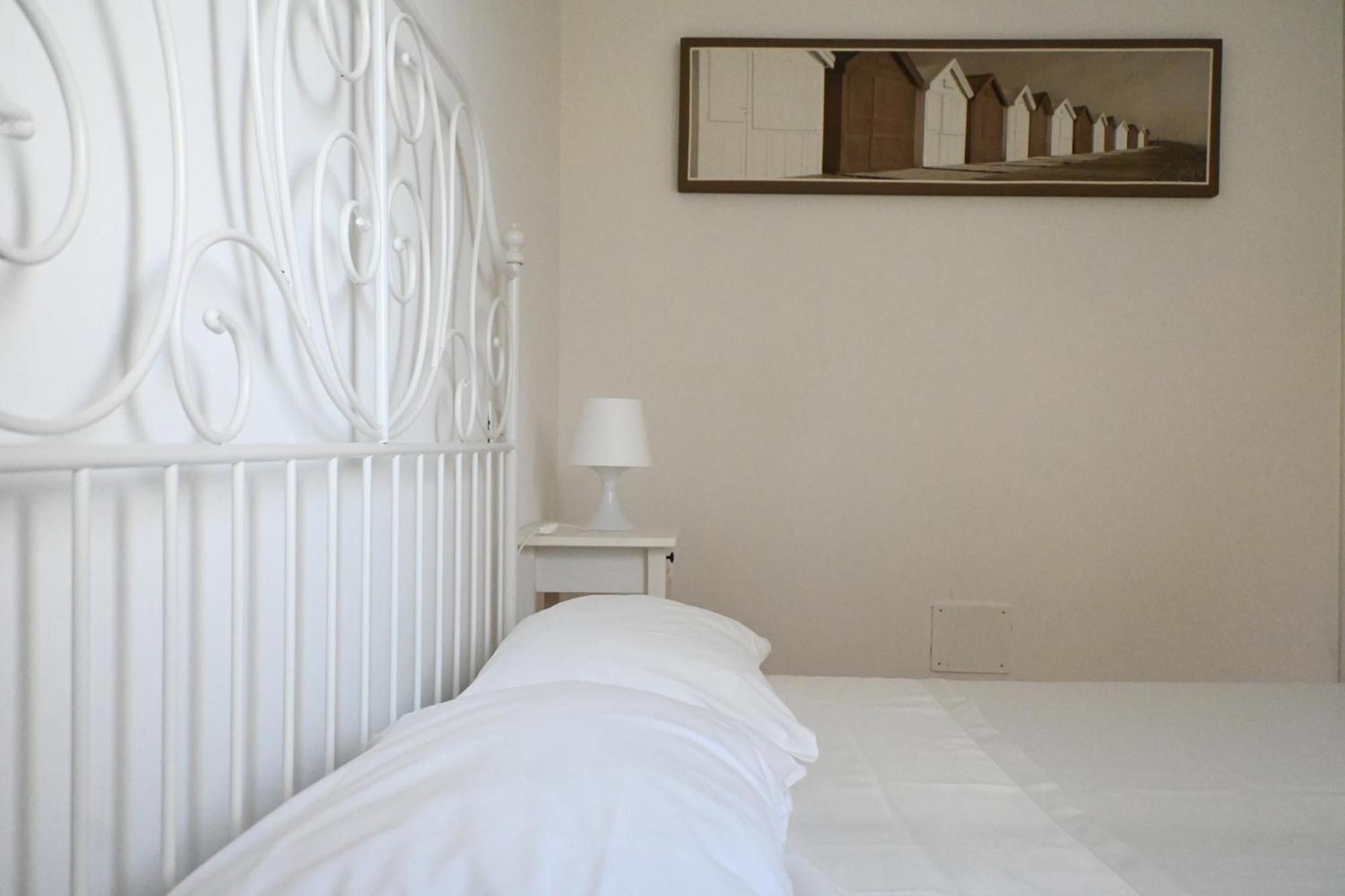 N185 - Numana, Meraviglioso Trilocale Con Terrazzo E Piscina 외부 사진