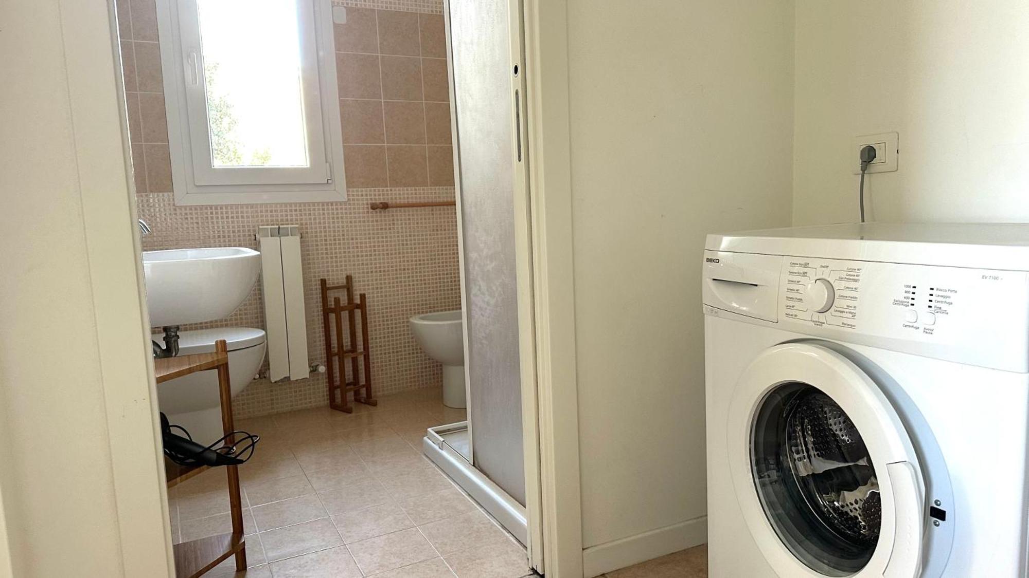 N185 - Numana, Meraviglioso Trilocale Con Terrazzo E Piscina 외부 사진