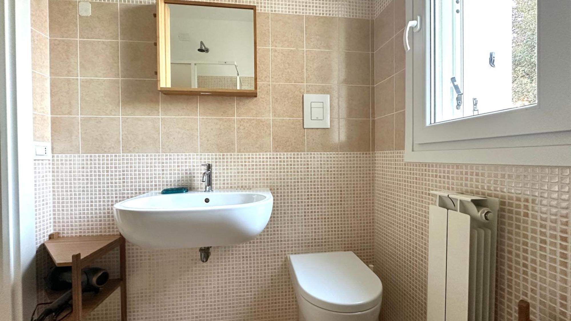 N185 - Numana, Meraviglioso Trilocale Con Terrazzo E Piscina 외부 사진